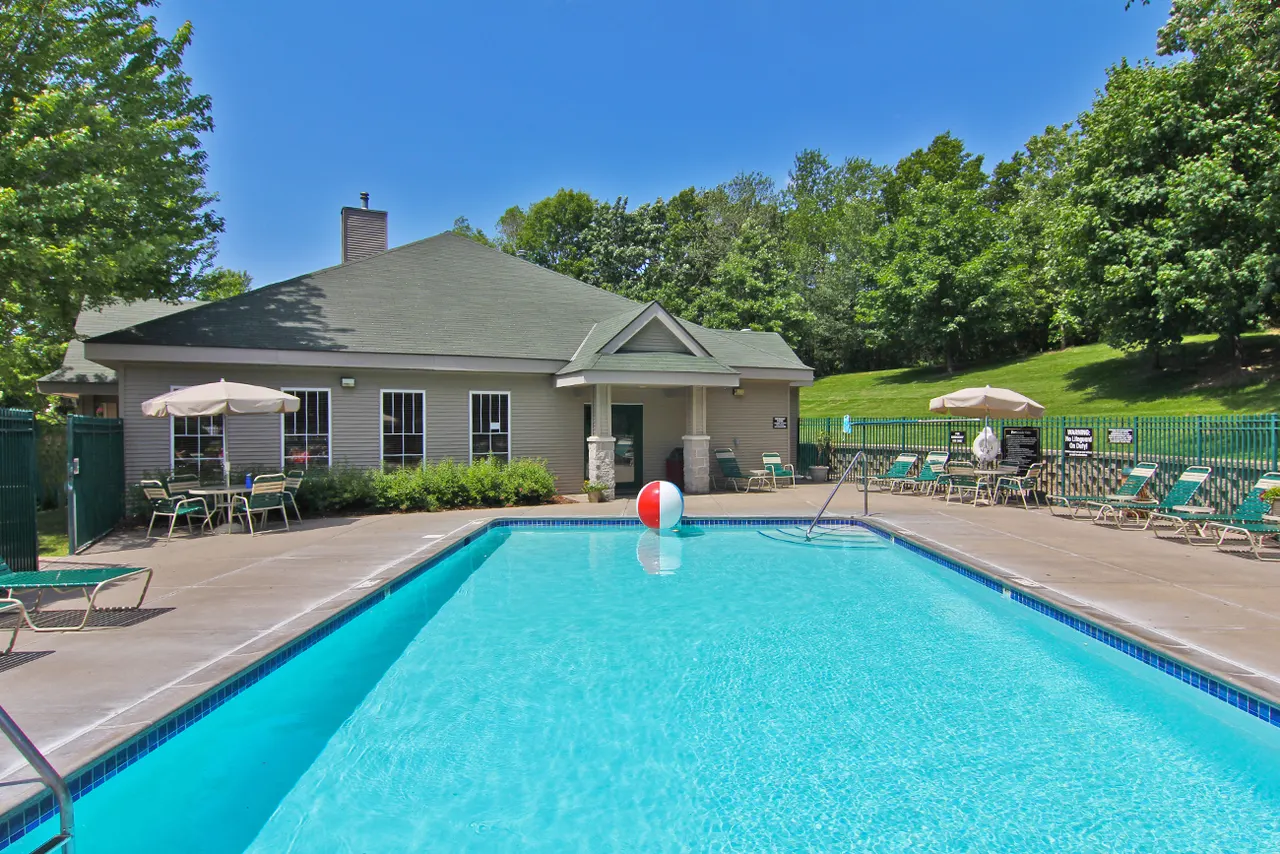 Promenade Oaks Townhomes