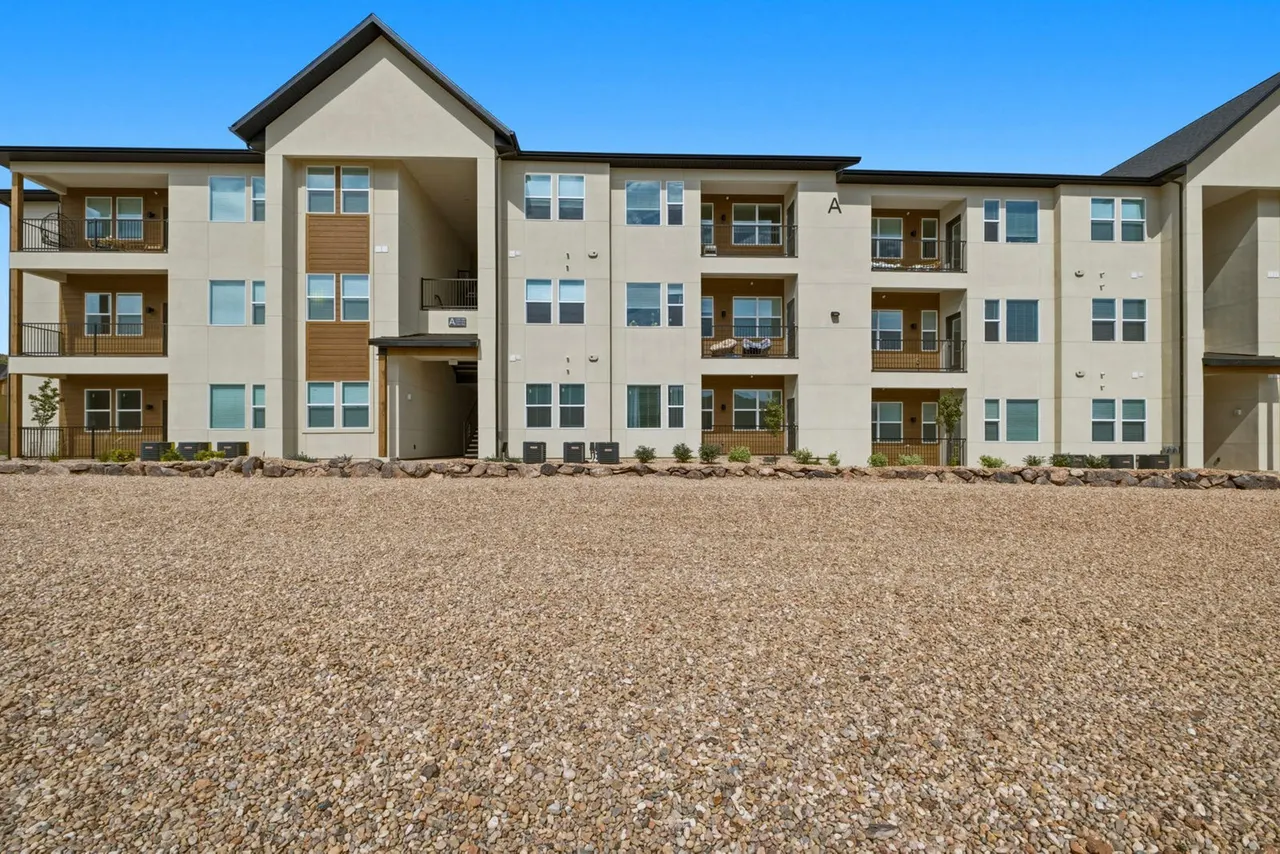 The Henley Apartments