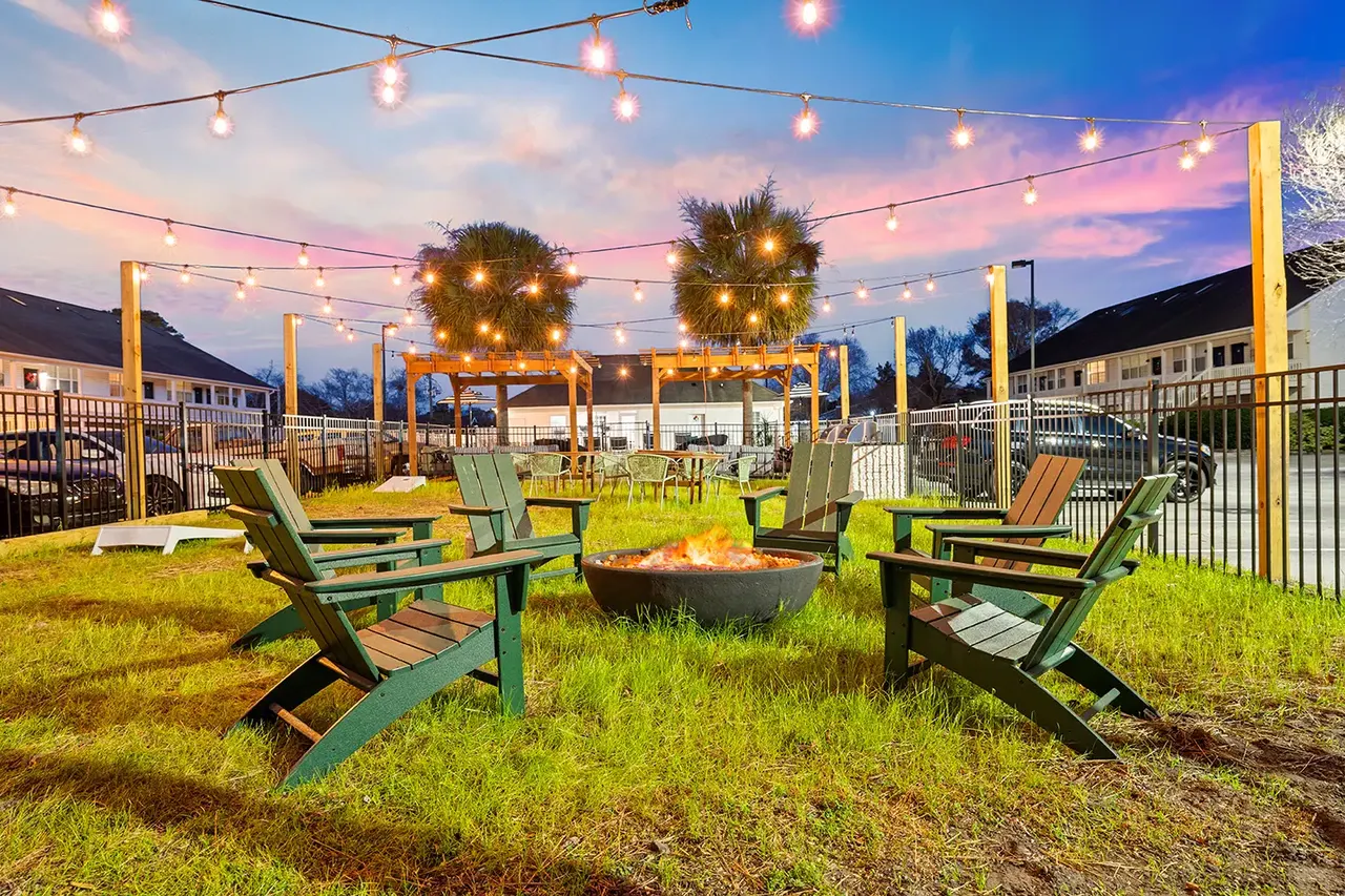 Seahawk Retreat Apartments