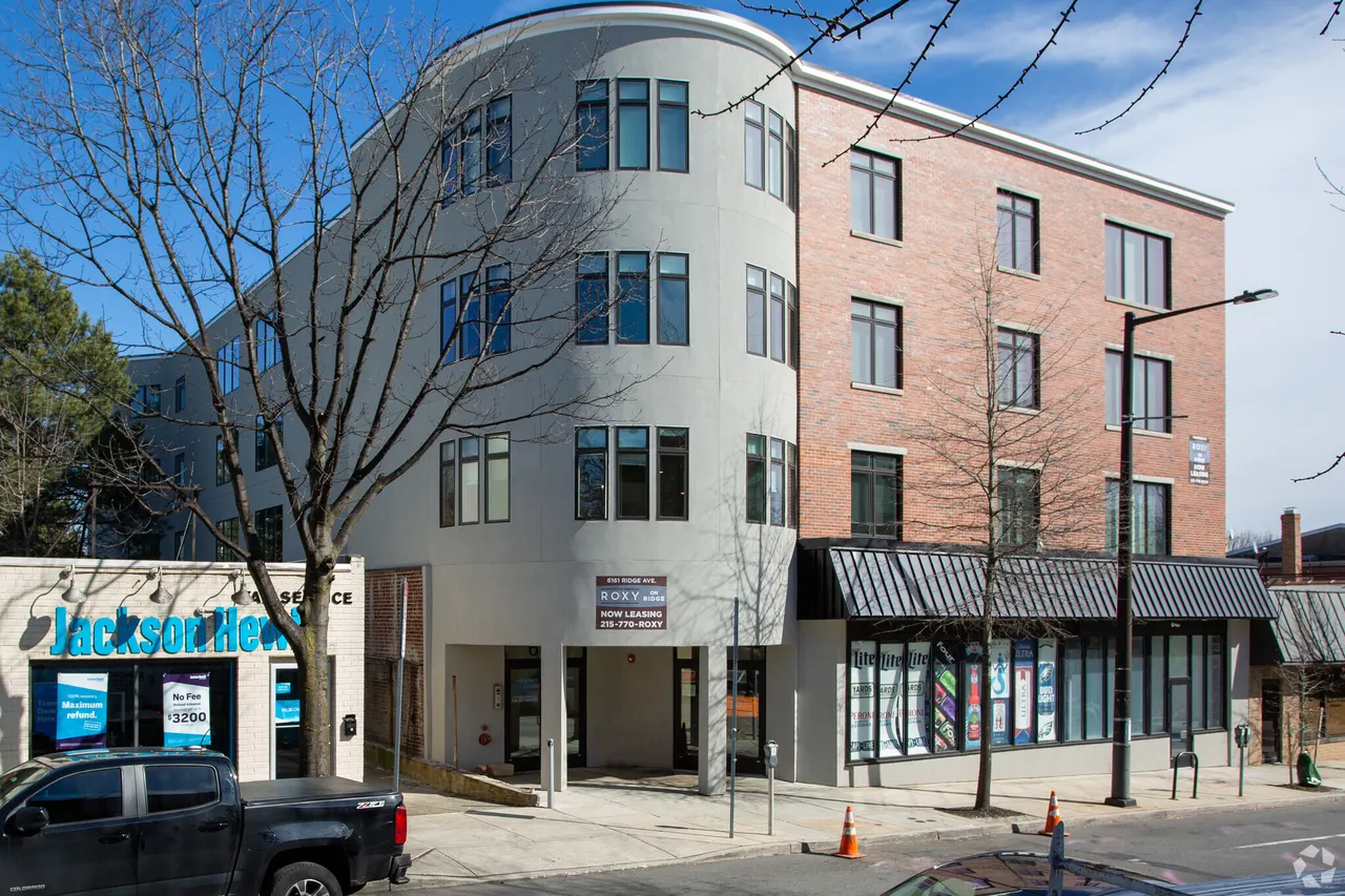 Roxy on Ridge Apartments