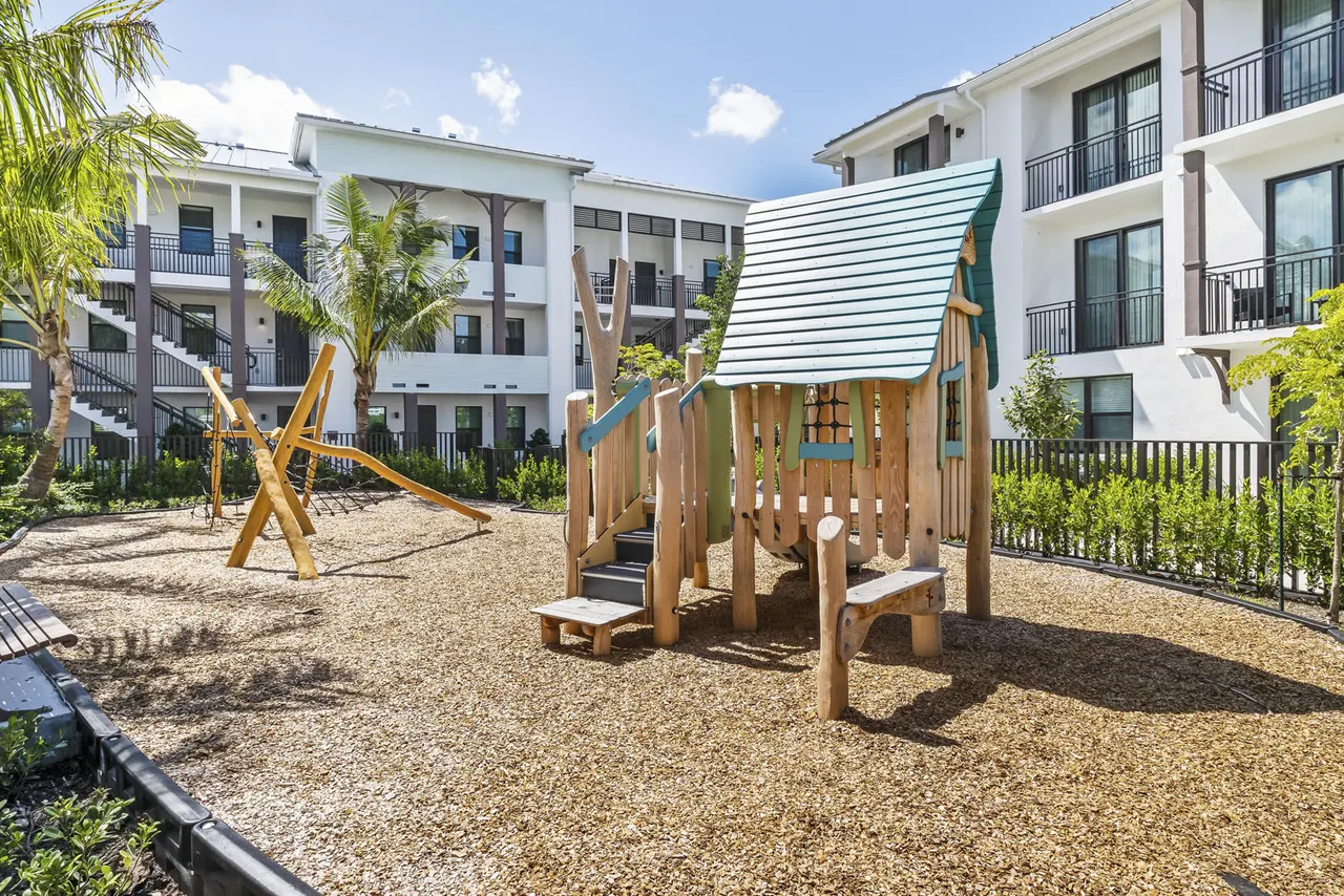 Pines Garden at City Center