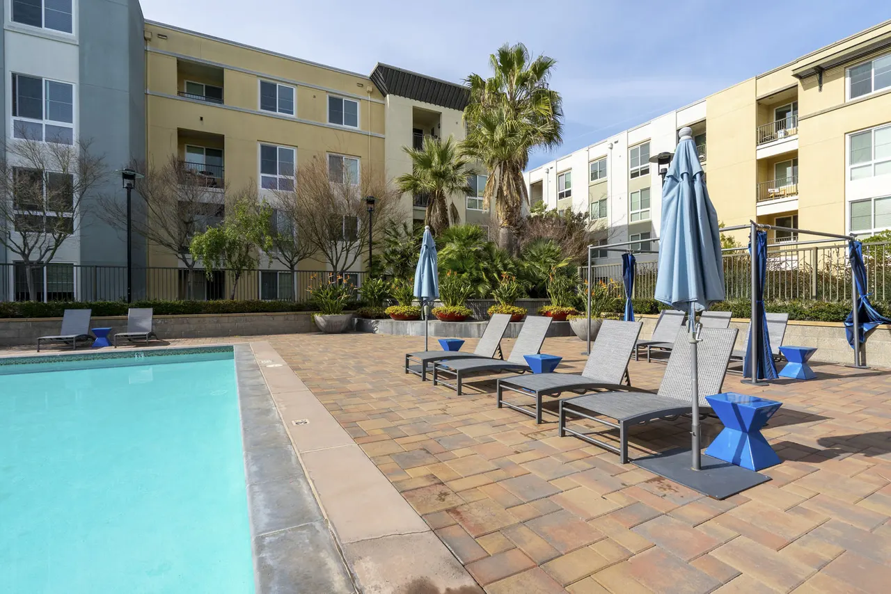 Mosaic Apartments