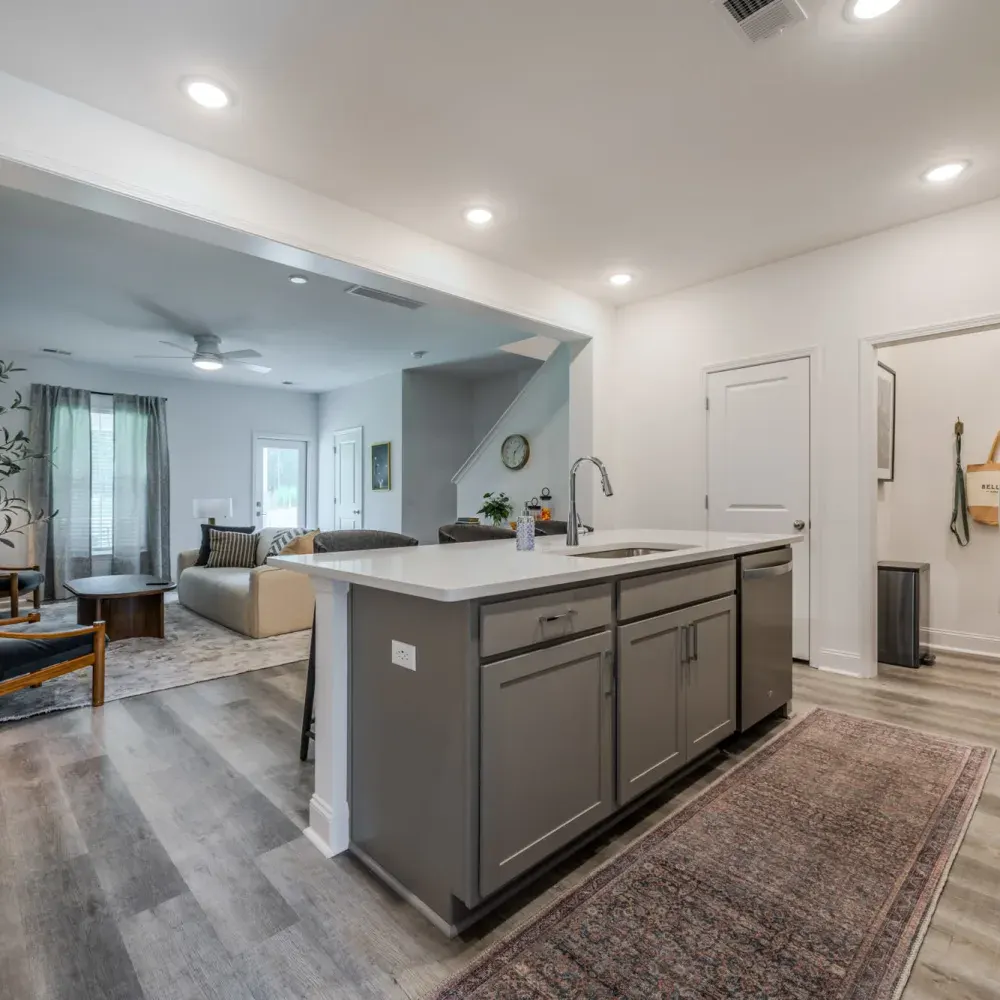 Bellerose at Bees Ferry | Luxury Townhomes for Rent