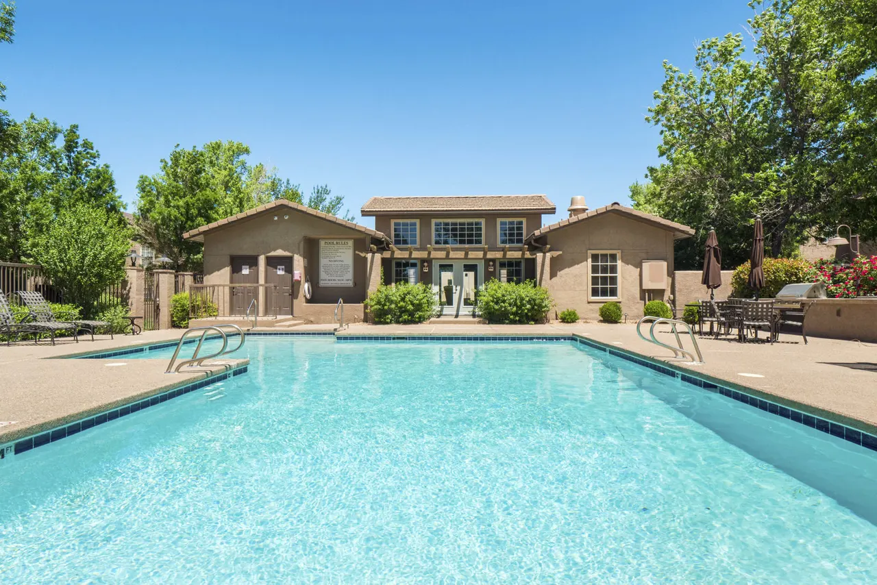 Hunters Ridge Apartment Homes
