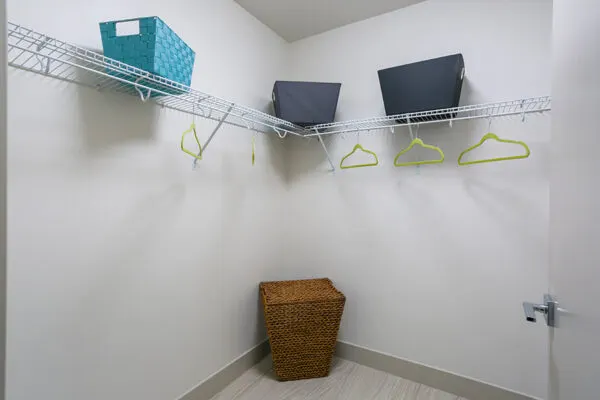 7/S Denver Haus