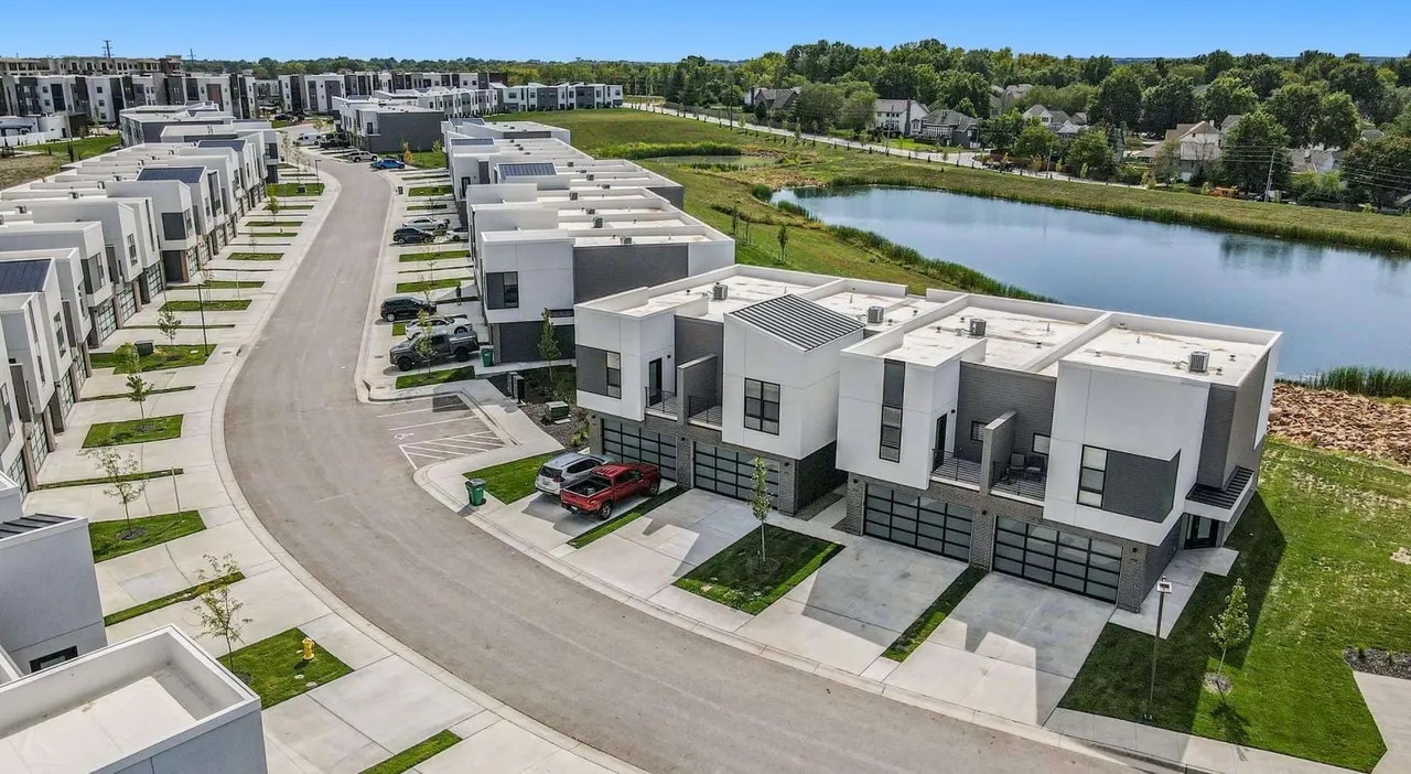 Vanguard Villas
