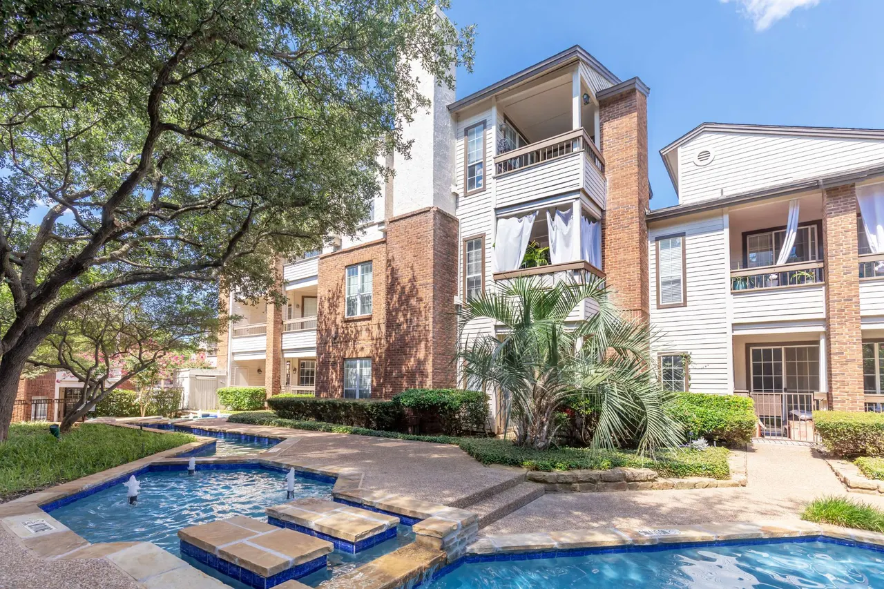 Ascension Point Condominiums