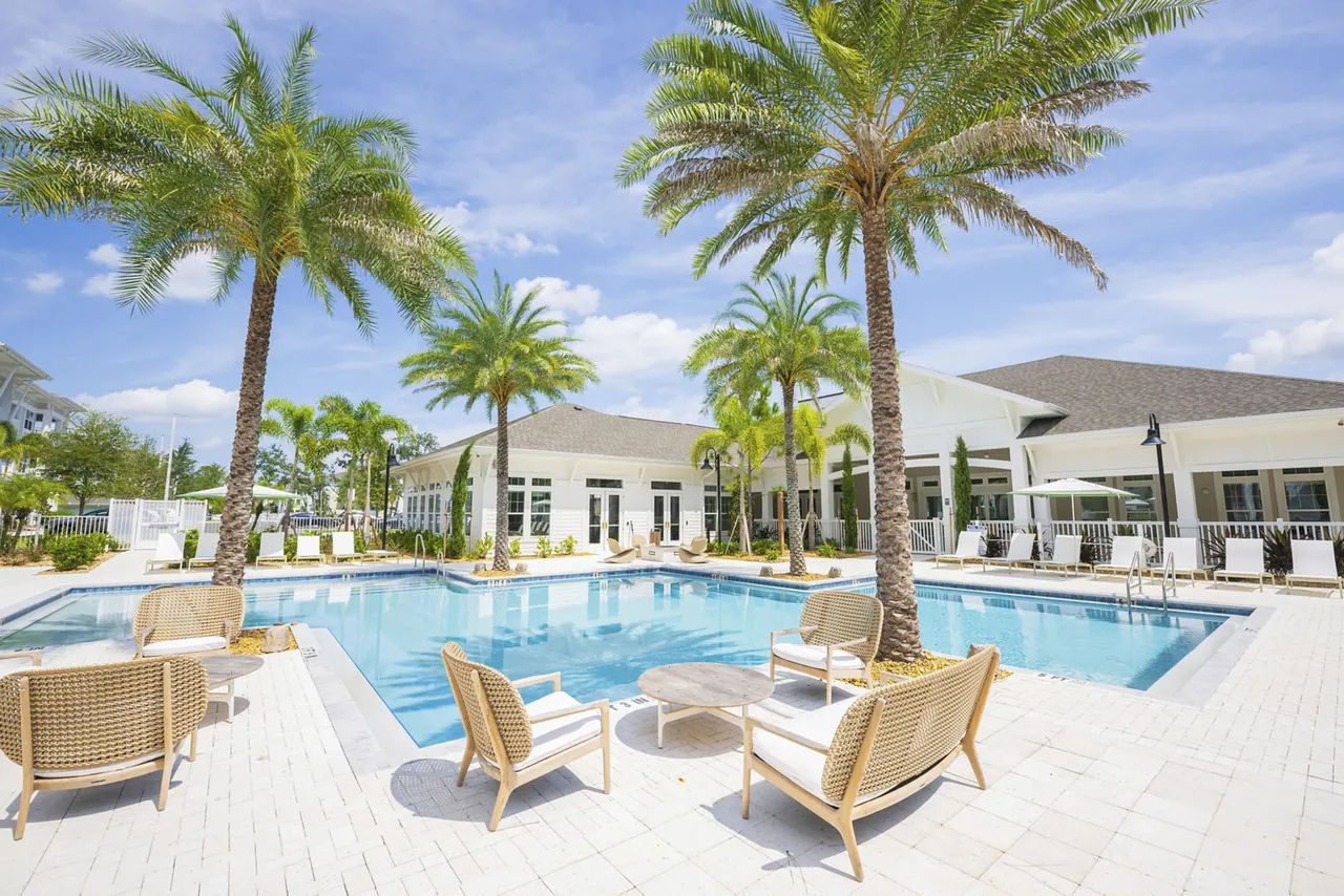 Lantana at Cypress Cay