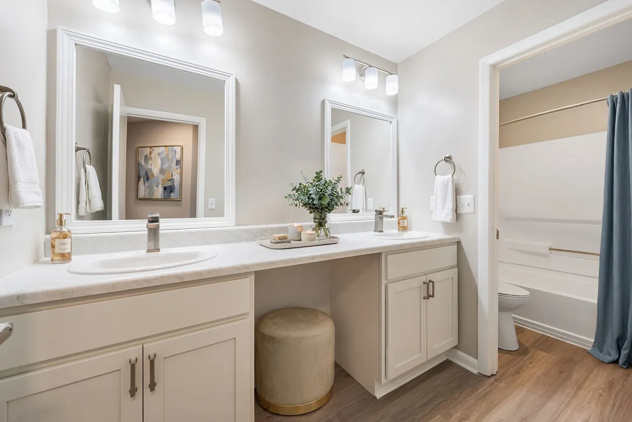 Cedar Pointe Apartments