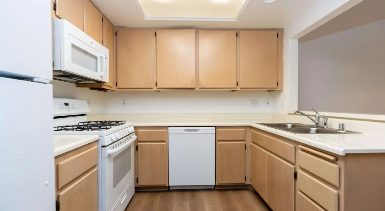 Santa Fe Village Townhome Apartments