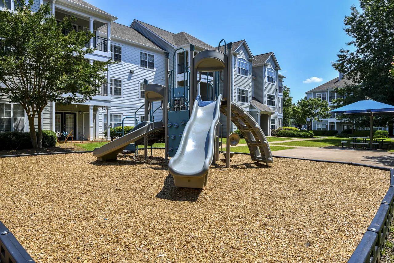 ALARA North Point